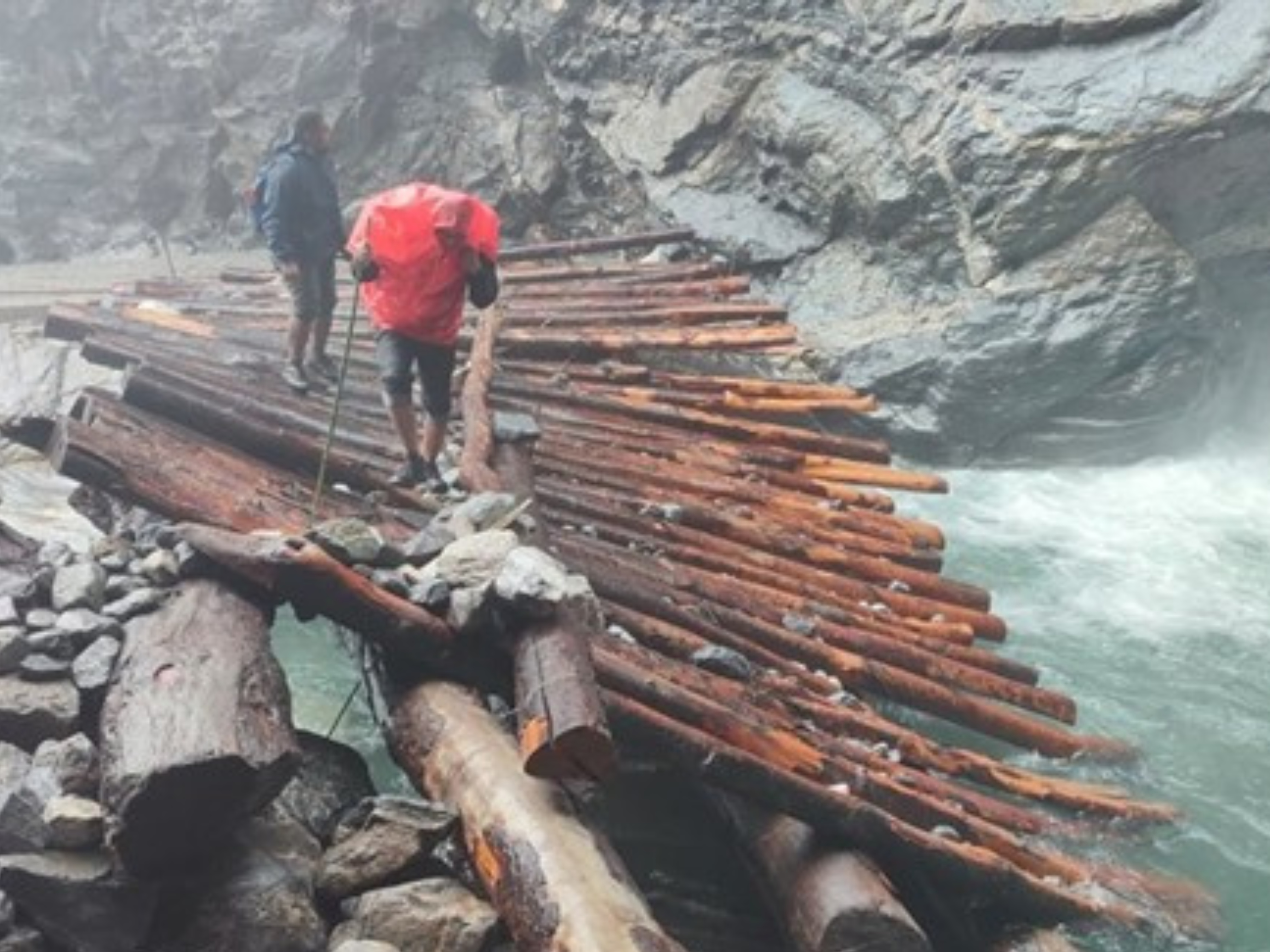 Resilient Road Transport for Sustainable Development in Bangladesh and Nepal